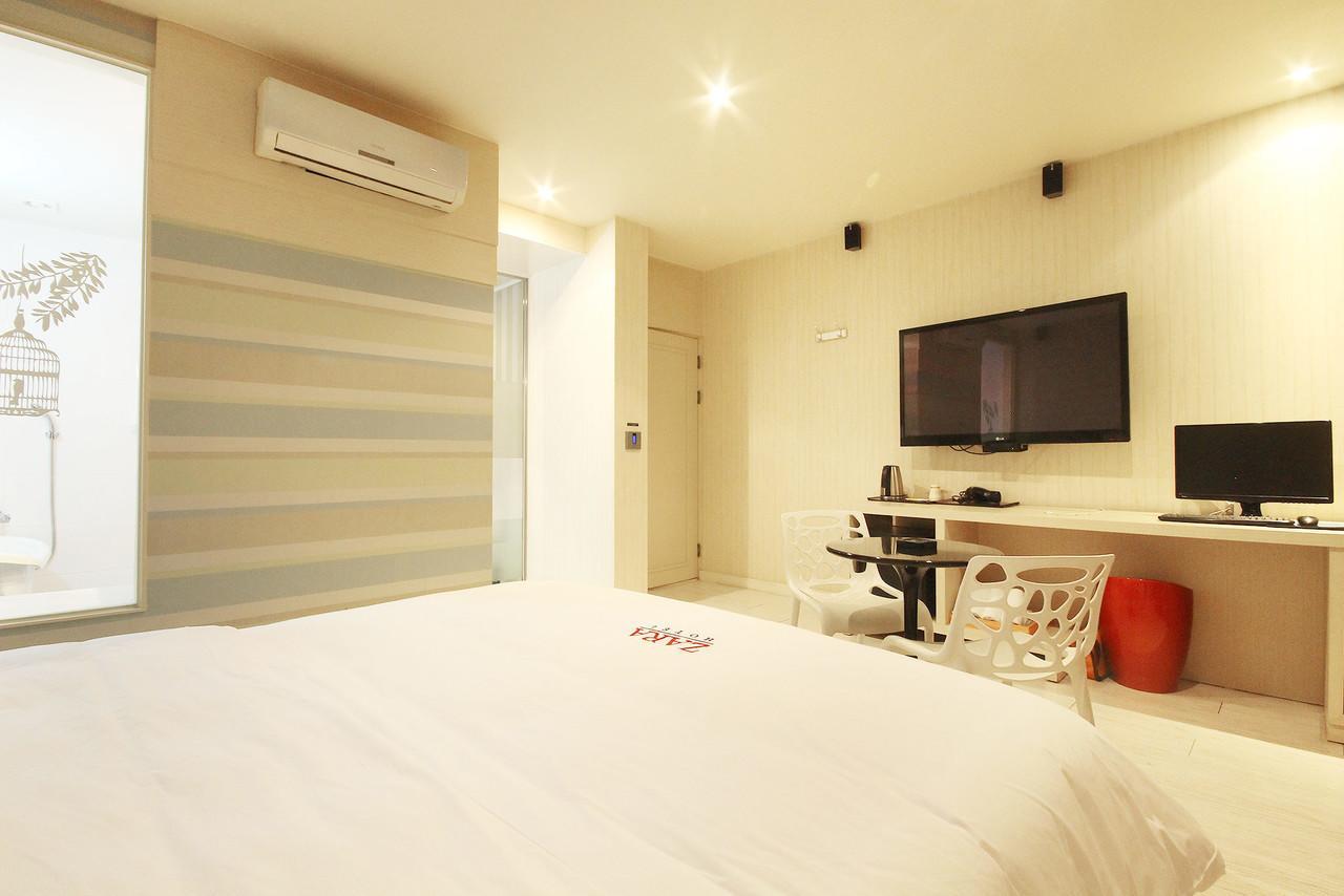 Hotel Zara Changwon Εξωτερικό φωτογραφία