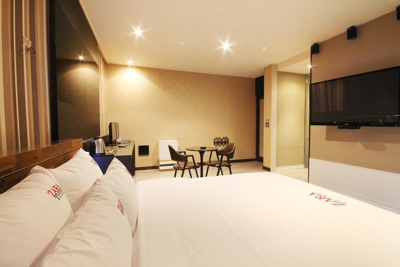 Hotel Zara Changwon Εξωτερικό φωτογραφία