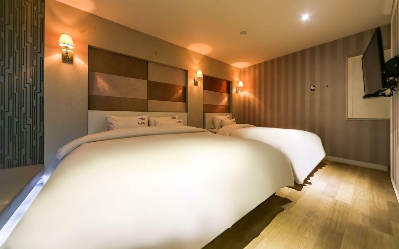 Hotel Zara Changwon Εξωτερικό φωτογραφία